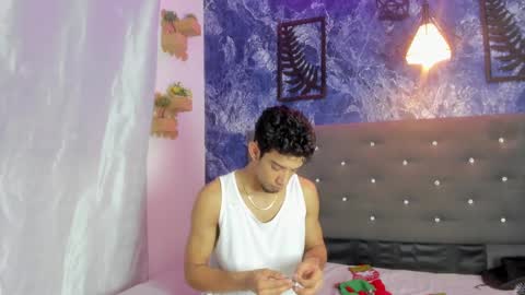 prince_arthur77 online show from 11/09/25, 01:20