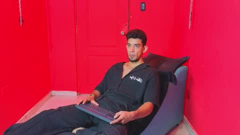 prince_arthur77 online show from 03/12/26, 02:56