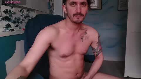 Snapshot of prince_raphael chatting on 04/21/26, 12:00 Riffraff online show from 04/21/26, 12:00