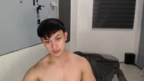 Snapshot of princeadrianx chatting on 11/06/25, 04:52 Prince Adrian online show from 11/06/25, 04:52