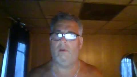 Snapshot of princeofdarkness66 chatting on 05/29/26, 10:52 johnny online show from 05/29/26, 10:52