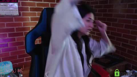 Leia online show from 02/20/25, 01:08