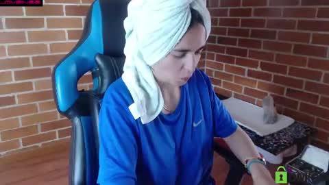 Snapshot of princesa_leia_zathur chatting on 07/05/26, 07:54 Leia online show from 07/05/26, 07:54