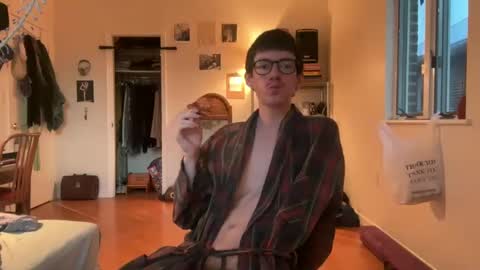 Peaches online show from 01/22/25, 10:05