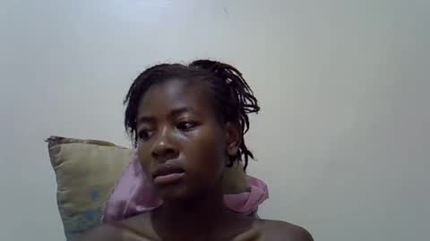 Snapshot of princess_0 chatting on 02/16/26, 05:25 Princess online show from 02/16/26, 05:25