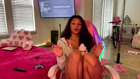 Cece  NEXT LIVESTREAM -- DEC. 4th  7 PM CST online show from 11/21/25, 03:22