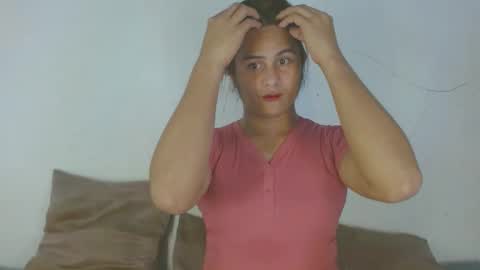 Snapshot of princess_cumxx chatting on 01/08/25, 07:24 Kylie online show from 01/08/25, 07:24