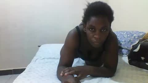 Snapshot of princess_cutie chatting on 10/03/25, 08:17 princess online show from 10/03/25, 08:17