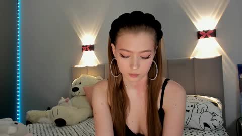 Princess Diana online show from 02/09/25, 10:32