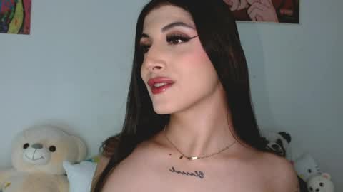 Sophie online show from 04/23/26, 08:44