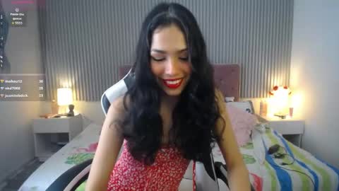 princess_skinny18 online show from 06/04/26, 07:20