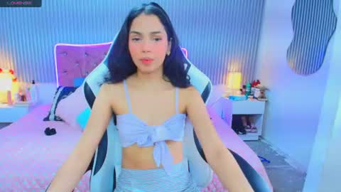 princess_skinny18 online show from 06/22/26, 09:23