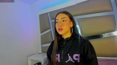 princess_tokyo_ online show from 01/27/25, 12:37