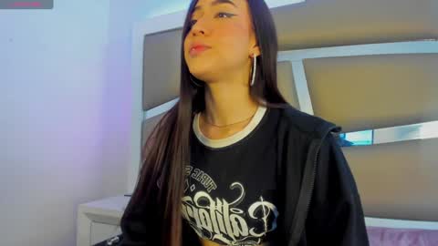 princess_tokyo_ online show from 01/27/25, 03:39