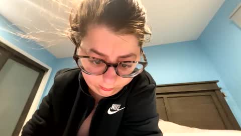 Snapshot of princesscutieex chatting on 10/29/25, 10:33 princesscutieex online show from 10/29/25, 10:33