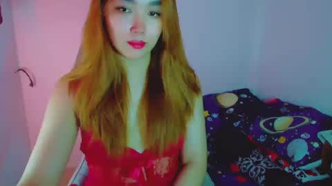 Snapshot of princesscutiexx chatting on 12/02/24, 09:28 Hello everyone this is your beloved Athena again I present the most comfortable and kind room I accept everyone with kindness online show from 12/02/24, 09:28