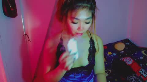 Snapshot of princesscutiexx chatting on 12/04/24, 11:13 Hello everyone this is your beloved Athena again I present the most comfortable and kind room I accept everyone with kindness online show from 12/04/24, 11:13