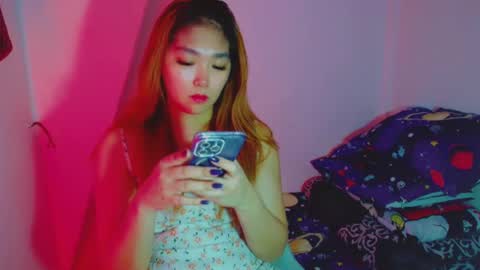 Snapshot of princesscutiexx chatting on 12/05/24, 09:50 Hello everyone this is your beloved Athena again I present the most comfortable and kind room I accept everyone with kindness online show from 12/05/24, 09:50