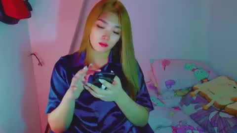Snapshot of princesscutiexx chatting on 12/29/24, 08:48 Hello everyone this is your beloved Athena again I present the most comfortable and kind room I accept everyone with kindness online show from 12/29/24, 08:48