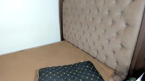 princess online show from 11/19/25, 07:25