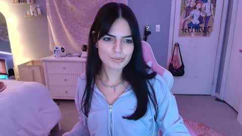 Snapshot of princesselysia99 chatting on 12/02/25, 04:57 Princess Elysia online show from 12/02/25, 04:57
