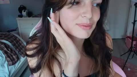 Snapshot of princesselysia99 chatting on 07/11/26, 07:27 Princess Elysia online show from 07/11/26, 07:27