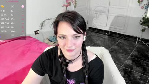 Snapshot of princessfoxyx chatting on 01/06/25, 06:41 Princess Foxy online show from 01/06/25, 06:41