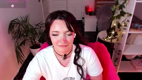 Snapshot of princessfoxyx chatting on 01/11/25, 10:51 Princess Foxy online show from 01/11/25, 10:51