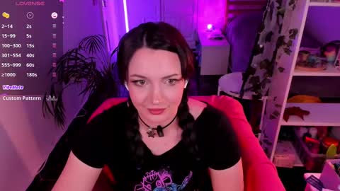 Snapshot of princessfoxyx chatting on 02/24/25, 06:36 Princess Foxy online show from 02/24/25, 06:36