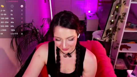 Snapshot of princessfoxyx chatting on 03/02/25, 10:27 Princess Foxy online show from 03/02/25, 10:27