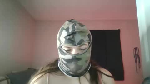 Snapshot of princessicekitten chatting on 03/14/26, 01:44 princessicekitten online show from 03/14/26, 01:44