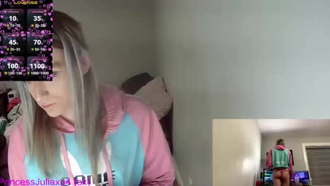 Snapshot of princessjuliaxo4 chatting on 02/28/26, 01:39 PrIncessJulia0X online show from 02/28/26, 01:39