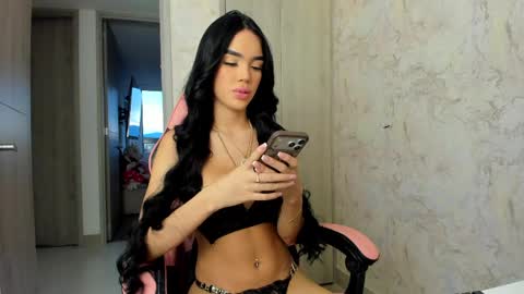 Snapshot of princessluciana chatting on 05/13/26, 11:00 Luciana Alzate online show from 05/13/26, 11:00