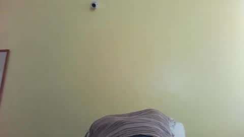 Snapshot of princessmiles2 chatting on 02/10/25, 08:53 phelly online show from 02/10/25, 08:53