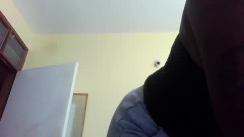 Snapshot of princessmiles2 chatting on 03/06/25, 10:04 phelly online show from 03/06/25, 10:04