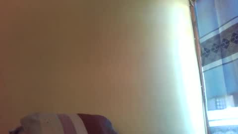 Snapshot of princessmiles2 chatting on 10/26/25, 10:43 phelly online show from 10/26/25, 10:43