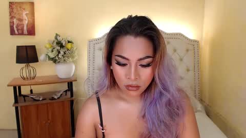 princessyanzy1 online show from 12/05/24, 02:42