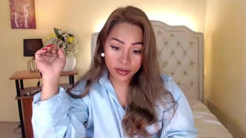 princessyanzy1 online show from 12/13/24, 06:31