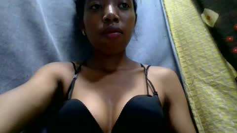 Snapshot of prisca880319 chatting on 05/02/26, 02:55 prisca880319 online show from 05/02/26, 02:55