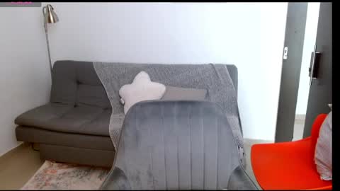 Snapshot of priscila_black chatting on 04/13/26, 06:57 Marcela online show from 04/13/26, 06:57