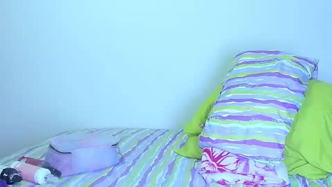 PriscilaSmiith online show from 02/17/25, 07:10