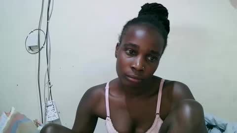 pritty_amber online show from 03/19/26, 09:02