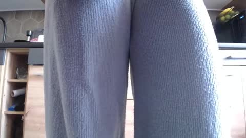 Space online show from 09/26/25, 06:39