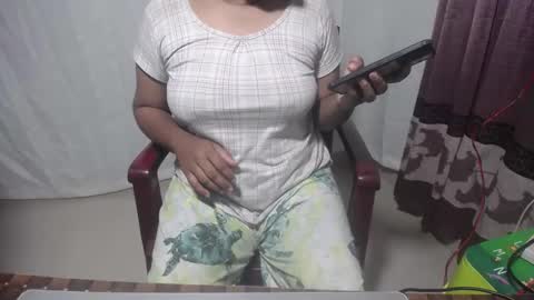 Snapshot of priyonti34 chatting on 11/03/25, 01:29 Priyonti ganguli online show from 11/03/25, 01:29