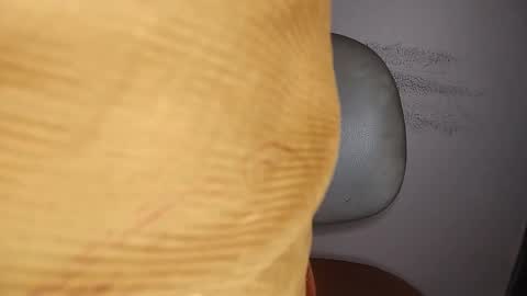 priyu_ online show from 11/25/25, 09:59