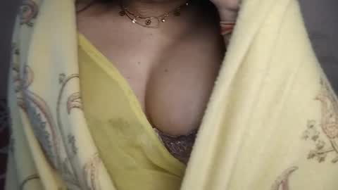 priyu_ online show from 01/09/26, 02:14