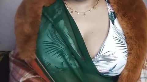 priyu_ online show from 01/13/26, 09:53