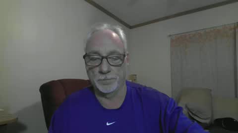 Snapshot of prlbob77 chatting on 01/07/26, 12:46 prlbob77 online show from 01/07/26, 12:46