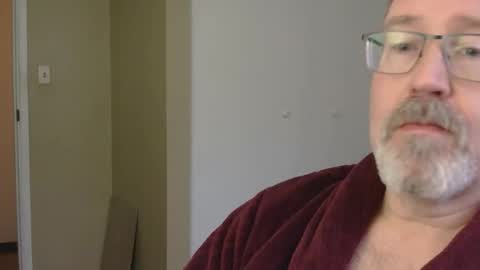 professor21255 online show from 11/11/25, 12:49