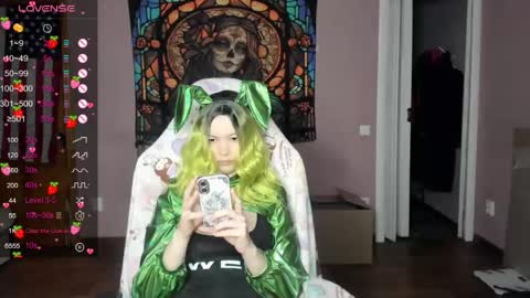 Di online show from 05/18/26, 04:13